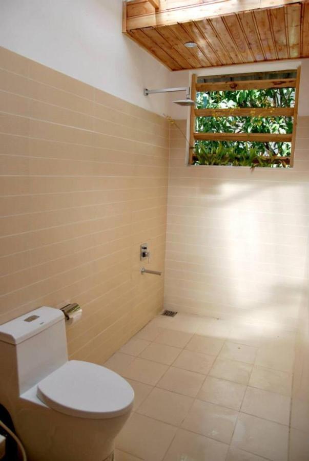 Villa Dao Hoa Vang Cam Ranh - Venuestay Екстериор снимка