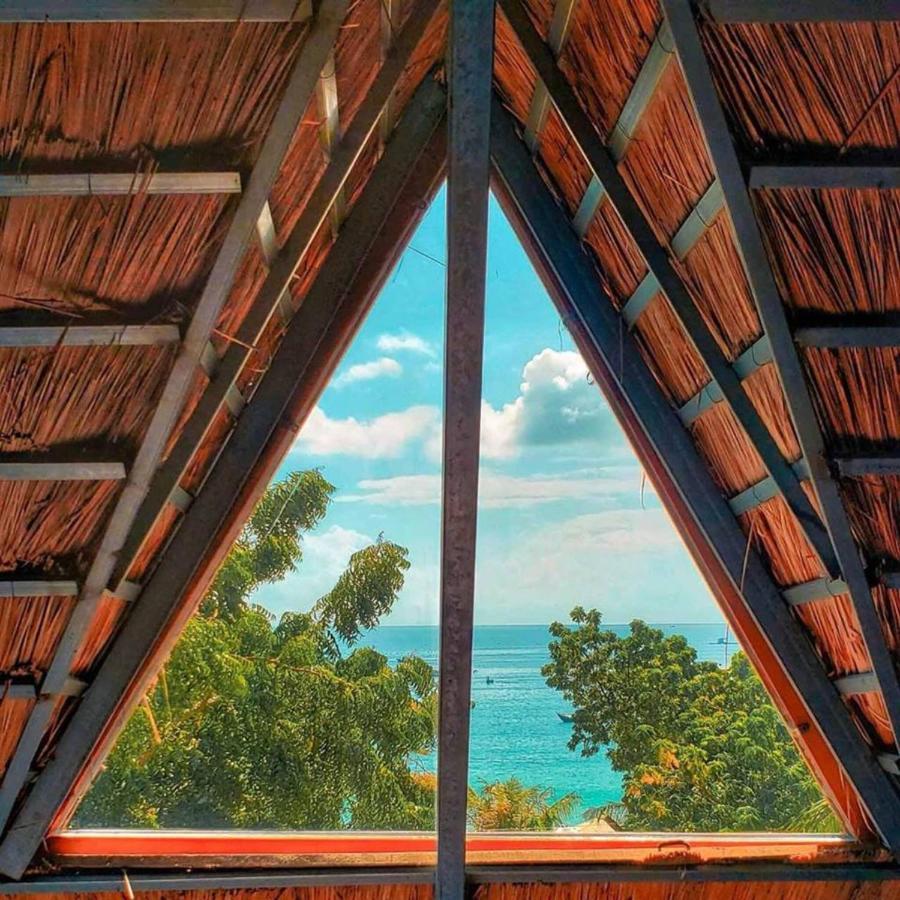 Villa Dao Hoa Vang Cam Ranh - Venuestay Екстериор снимка